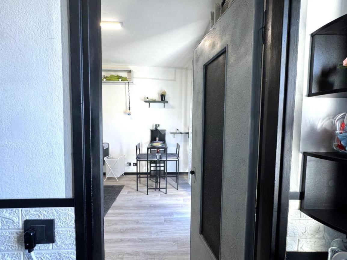 Appartamento Goodvibeshouse Con Idromassaggio Milano Esterno foto